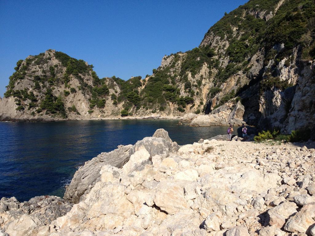 Matthaeus Am Corfutrail, Ferienoase Im Olivenhain 3 Km Zum Holiday home Giannades