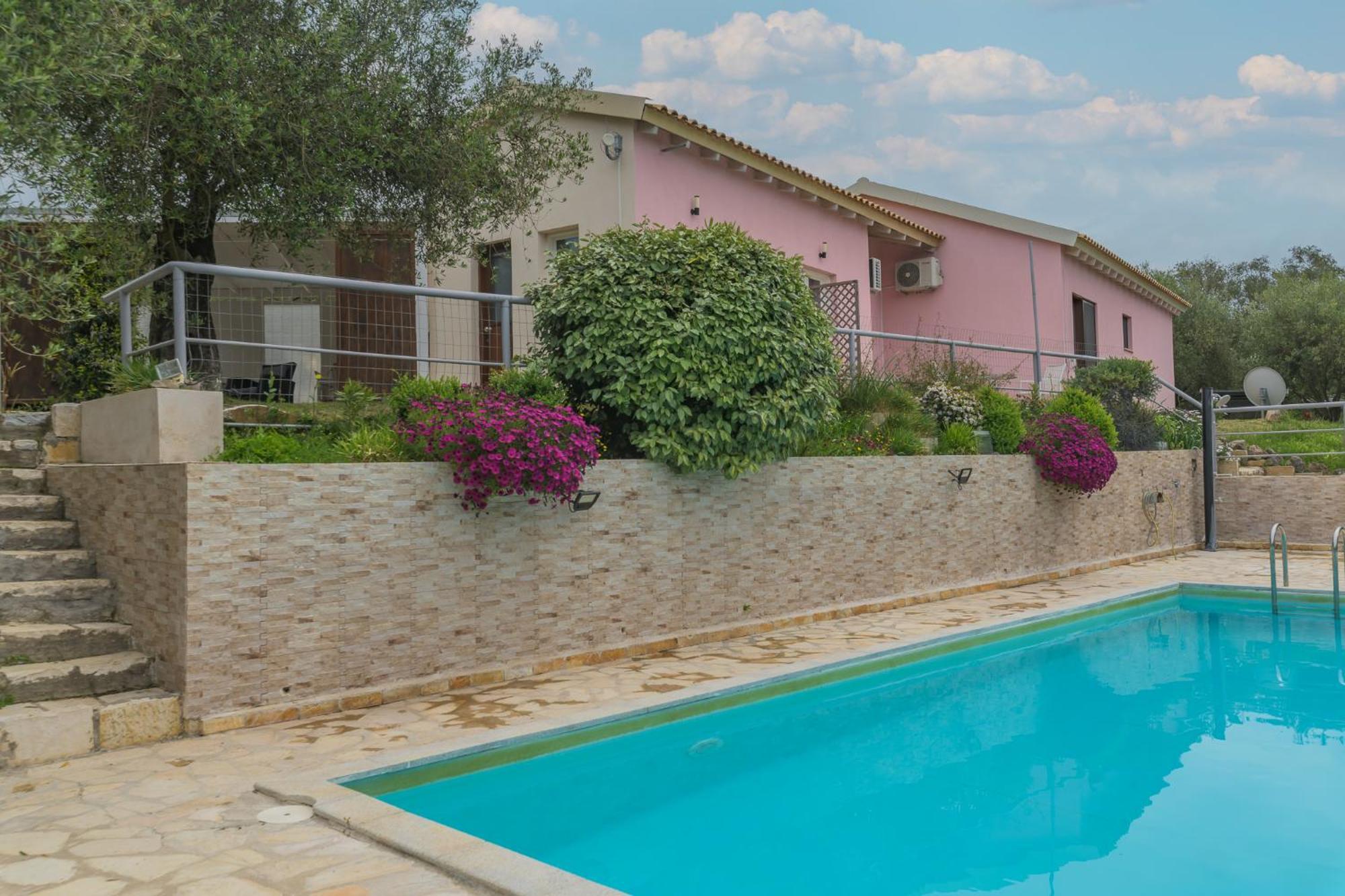 Matthaeus Am Corfutrail, Ferienoase Im Olivenhain 3 Km Zum Holiday home *