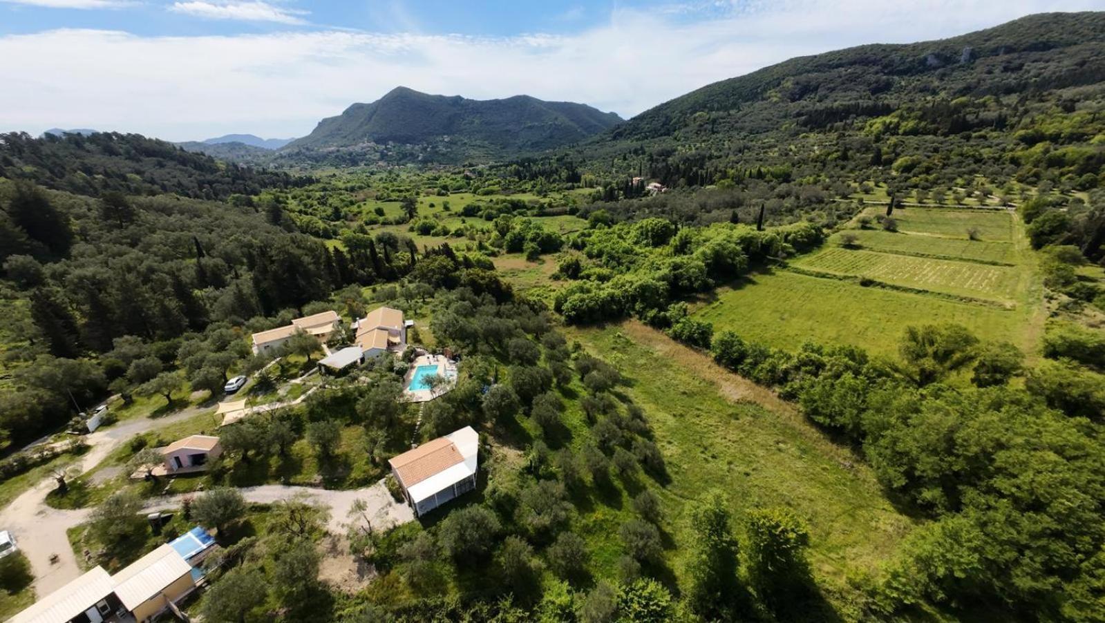 Matthaeus Am Corfutrail, Ferienoase Im Olivenhain 3 Km Zum Holiday home *